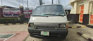 Toyota HiAce 1998 White