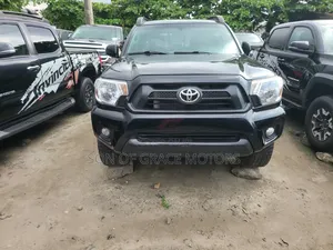Toyota Tacoma 4dr Double Cab 5.0 ft. SB (2.7L 4cyl 4A) 2015 Black