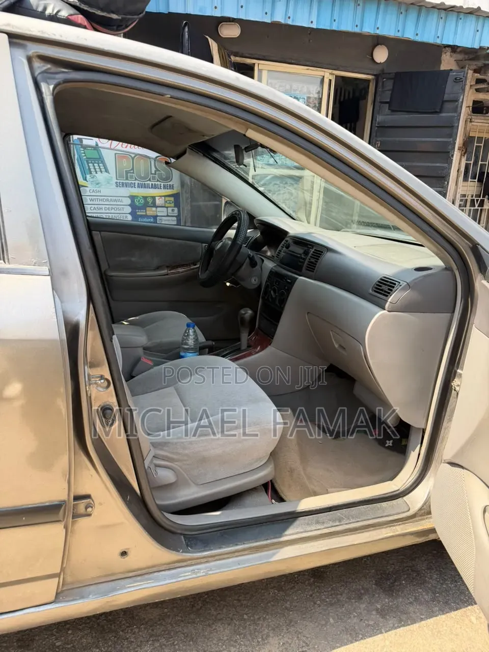 Toyota Corolla 2004 Gold