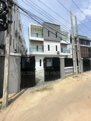 4bdrm Duplex in Ologolo for sale