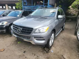 Mercedes-Benz M Class ML350 4dr SUV (3.5L 6cyl 7A) 2015 Gray