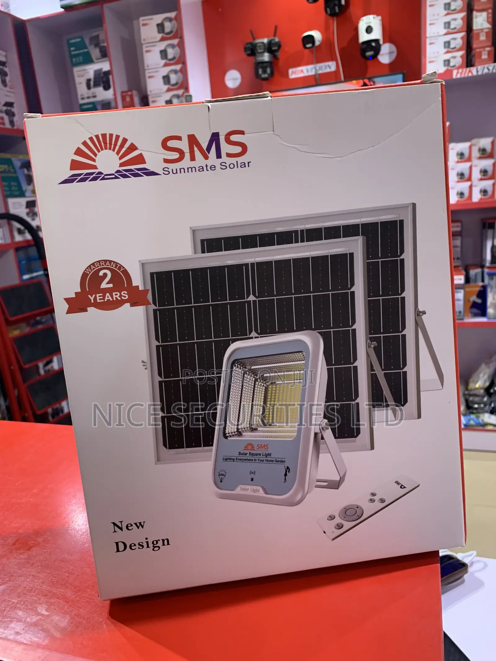 SMS Sunmate Solar Flood Light 200Watts