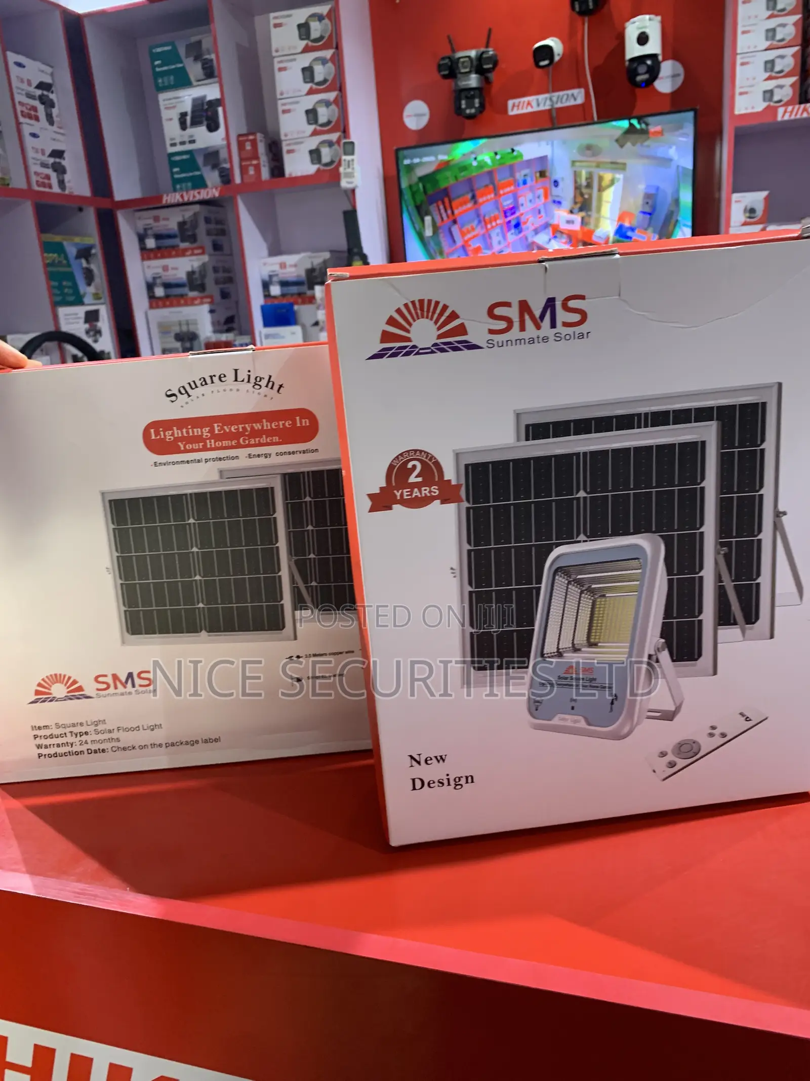 SMS Sunmate Solar Flood Light 200Watts