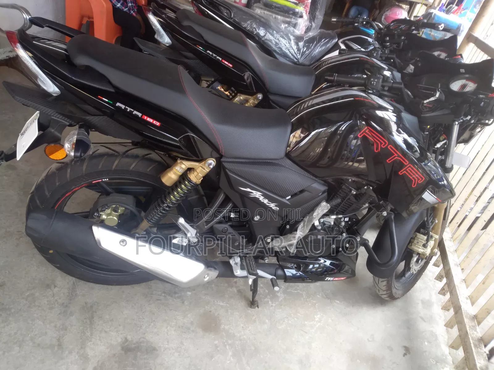 New TVS Apache 180 RTR 2026 Black
