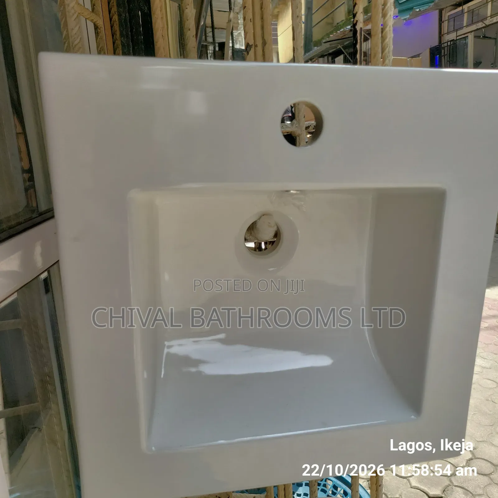Cabinet Basin 42cm