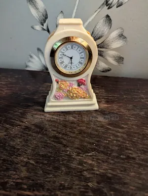 Vintage Ceramic Small Floral Themed Mantel Quartz Clock