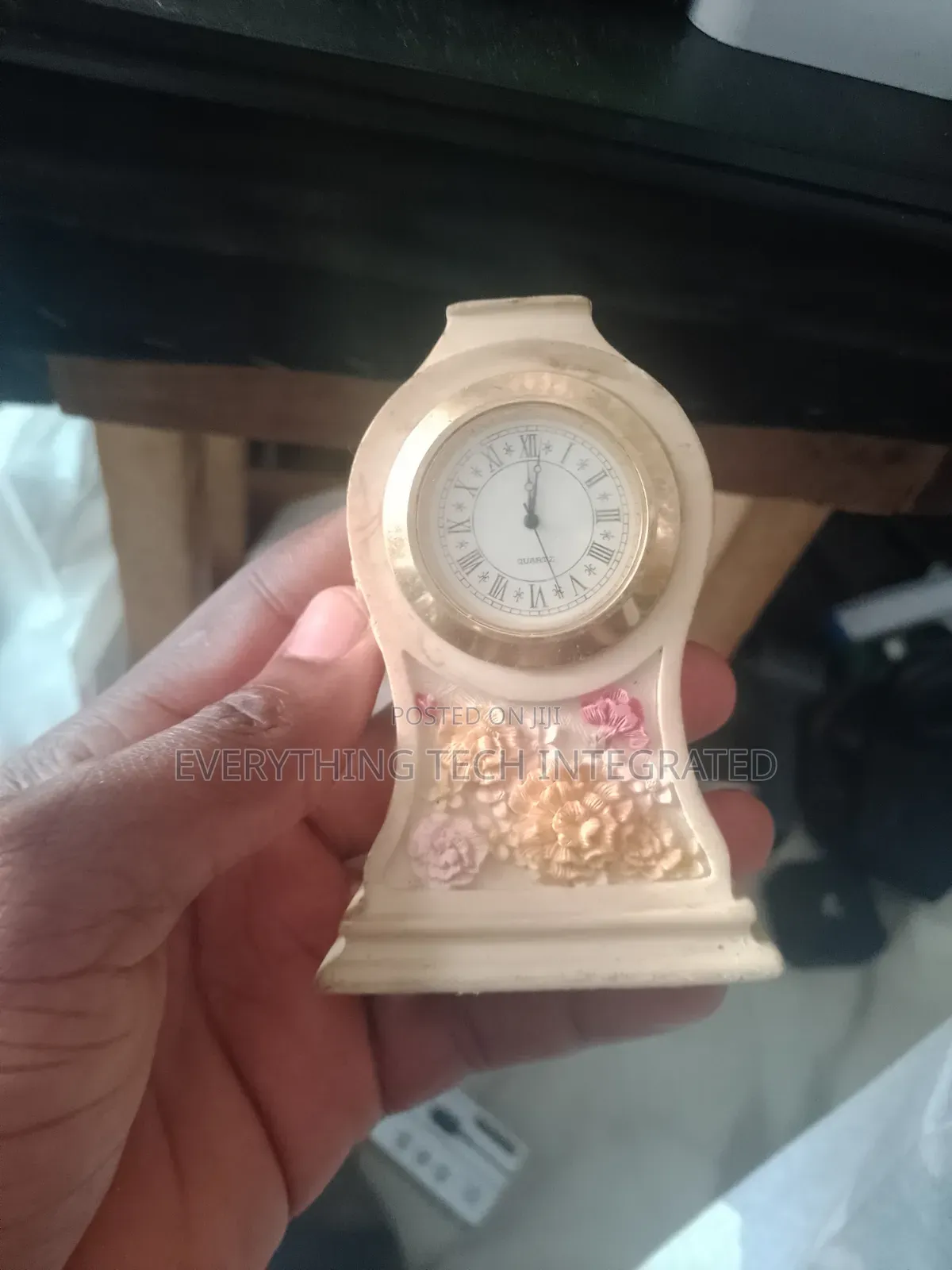 Vintage Ceramic Small Floral Themed Mantel Quartz Clock