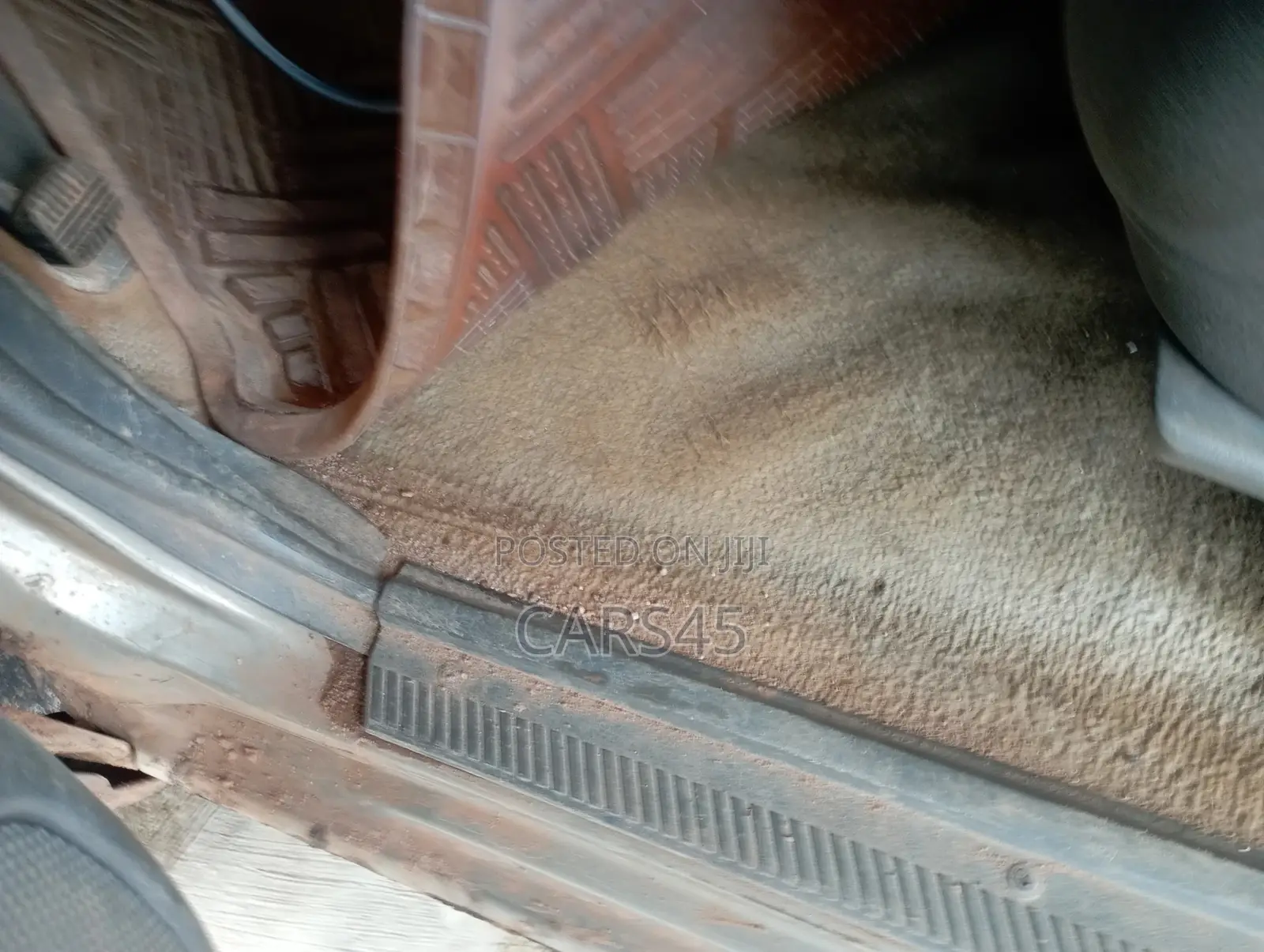 Nissan Frontier 2002 Gray