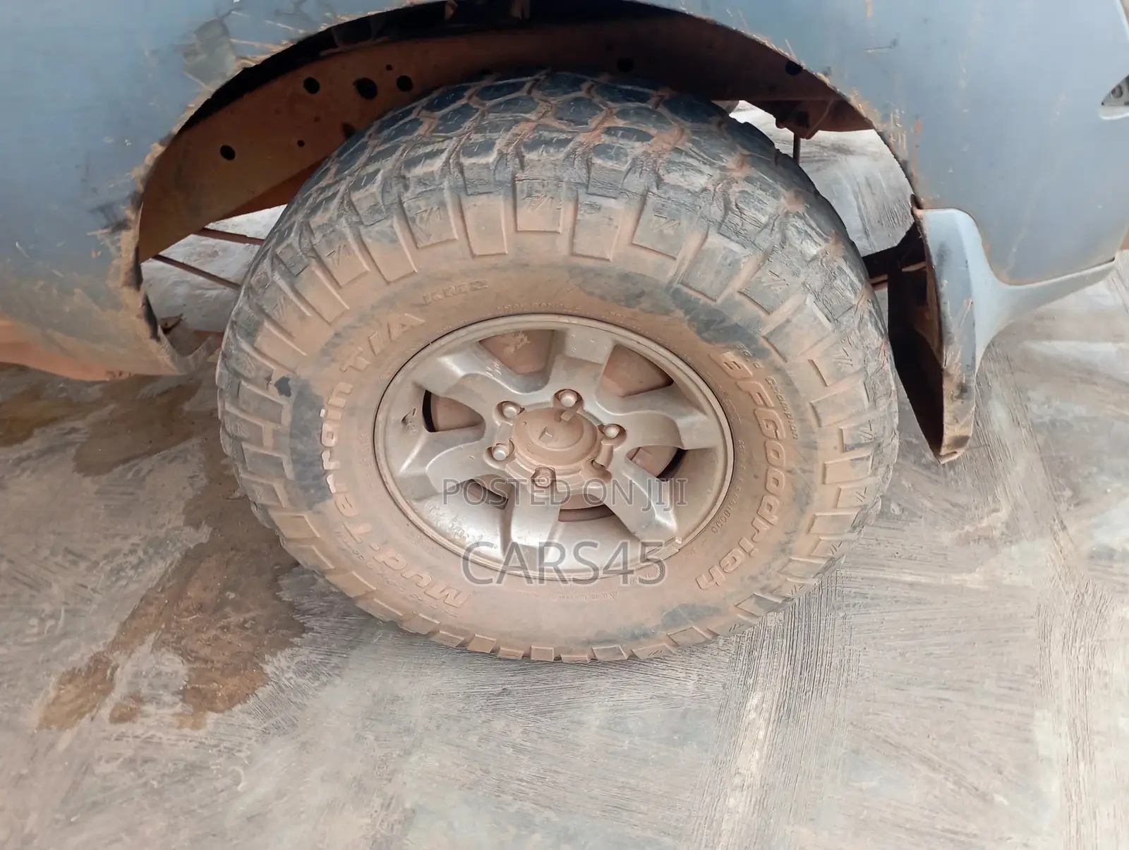 Nissan Frontier 2002 Gray