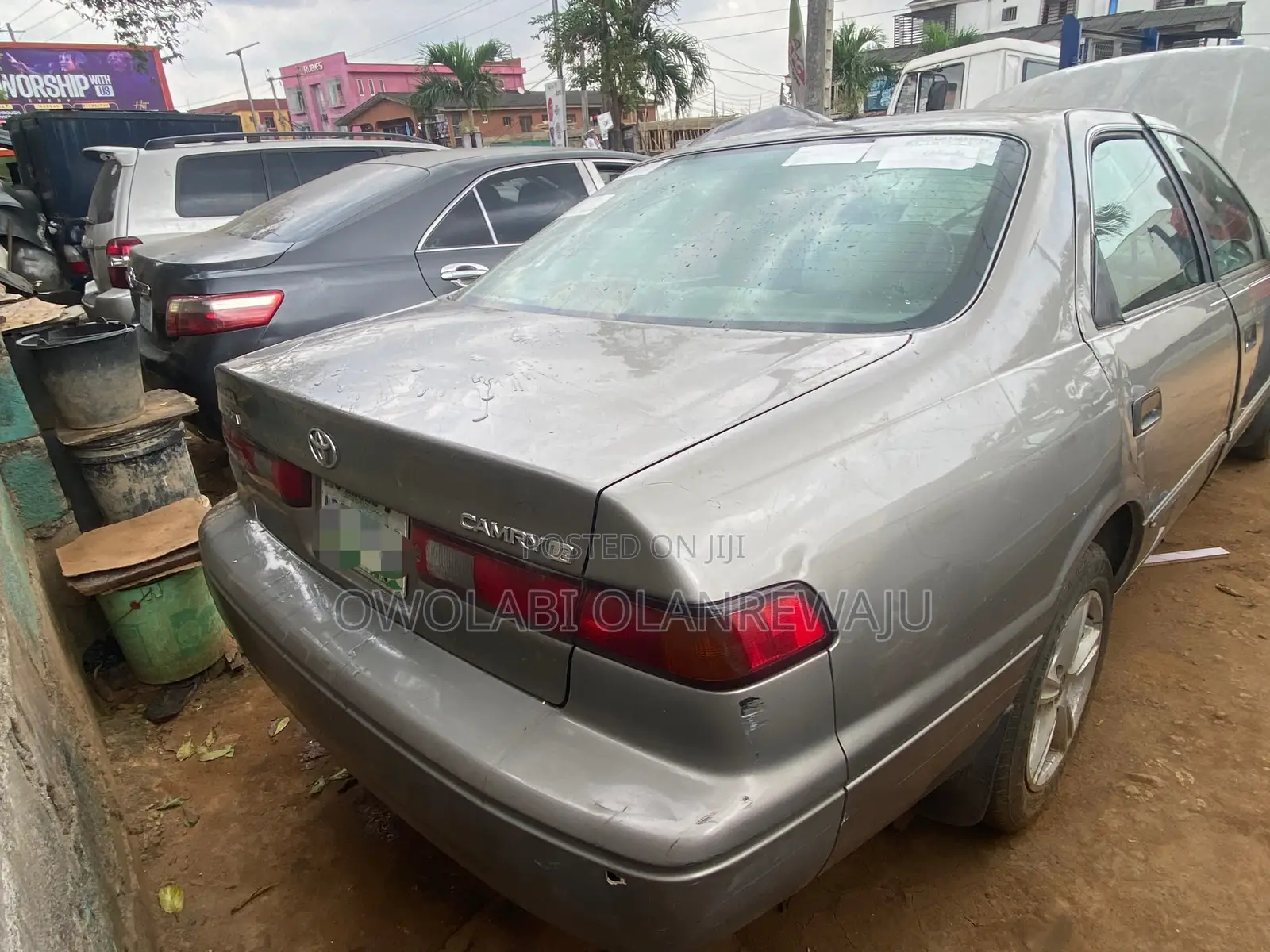 Toyota Camry Automatic 1999 Silver