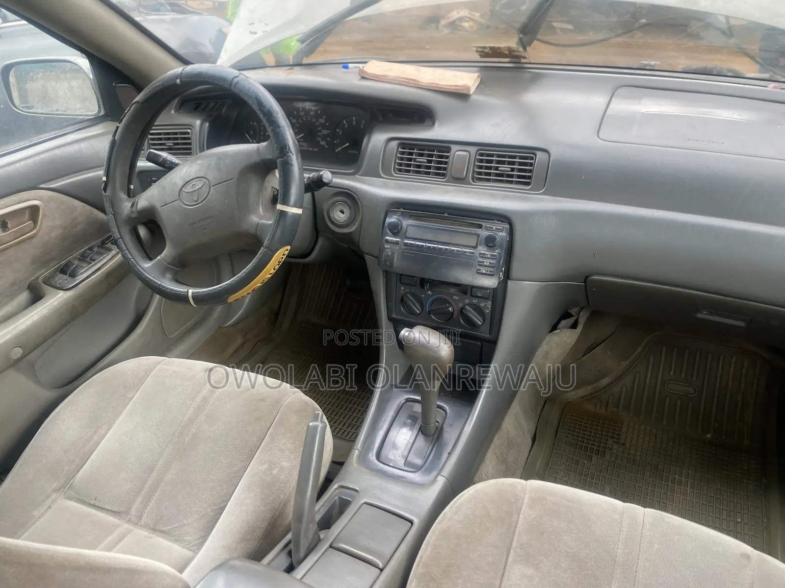 Toyota Camry Automatic 1999 Silver