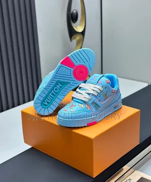 Louis Vuitton Sneakers
