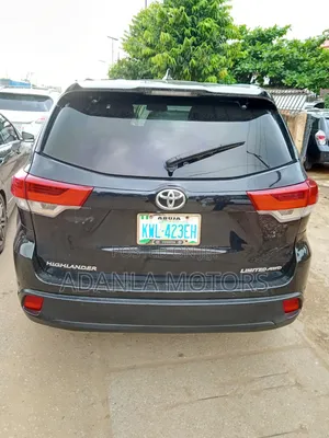 Toyota Highlander 2016 Black