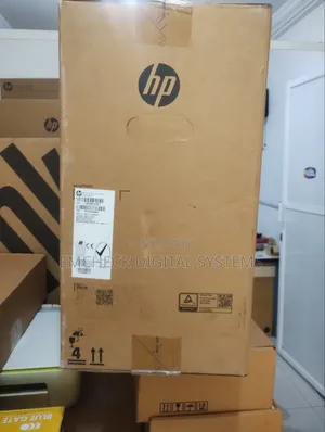 New Desktop Computer HP AiO 24 8GB Intel Core i3 SSD 512GB
