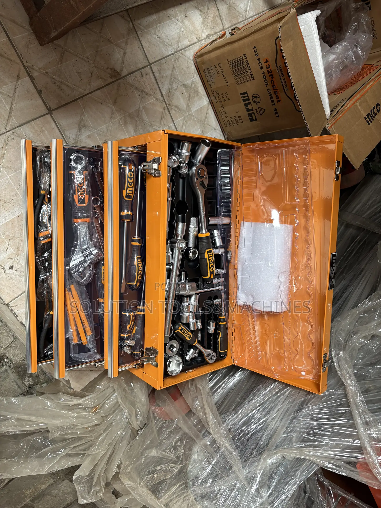 Ingco 132 Pieces Tools Box