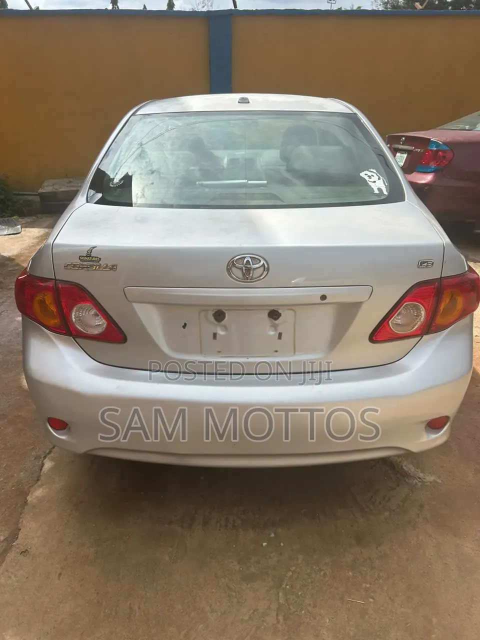 Toyota Corolla 2010 Silver