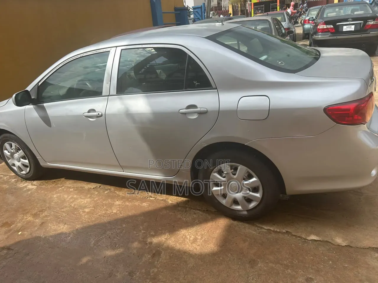 Toyota Corolla 2010 Silver