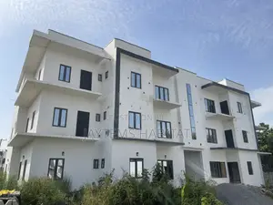 3bdrm Block of Flats in Mimshak, Galadimawa for sale