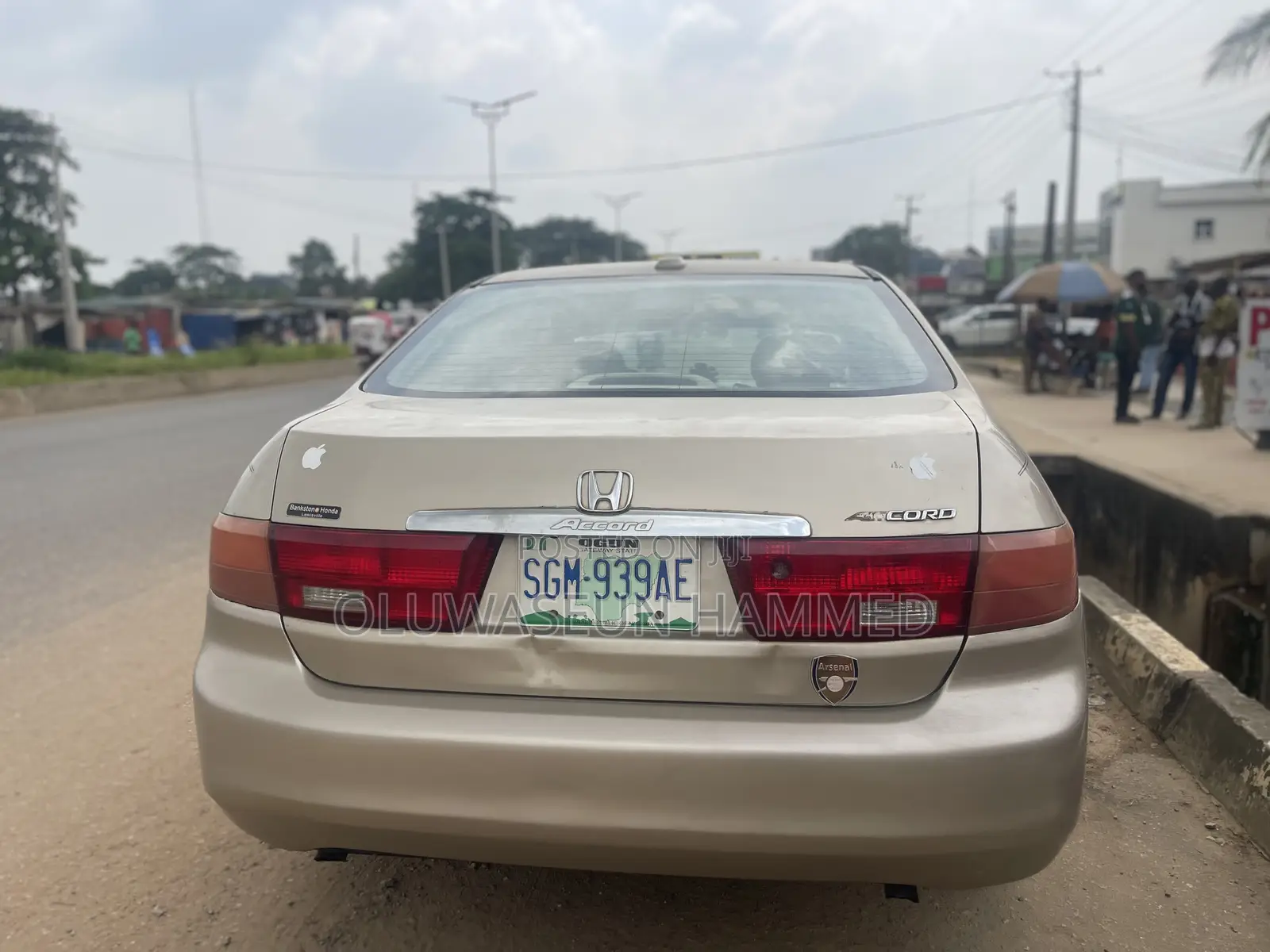 Honda Accord 2005 Gold