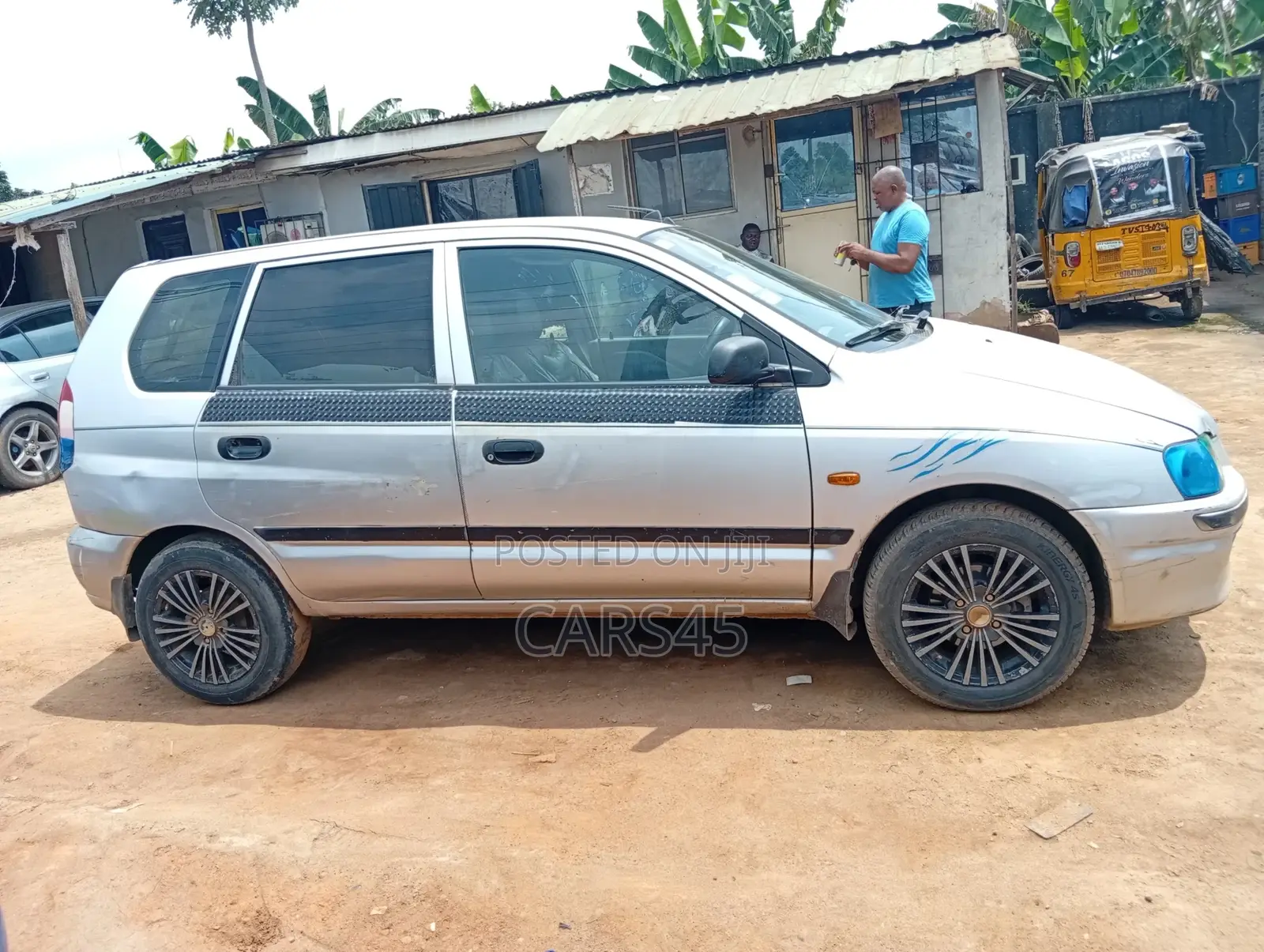 Mitsubishi Spacestar 1999 Silver