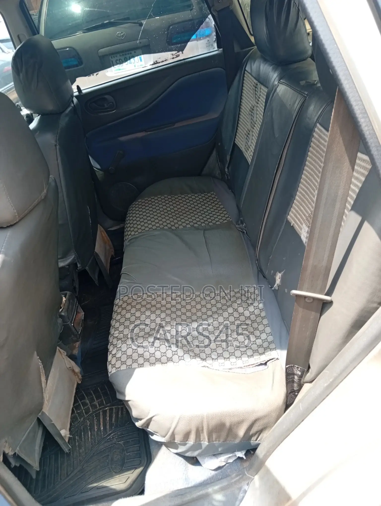 Mitsubishi Spacestar 1999 Silver