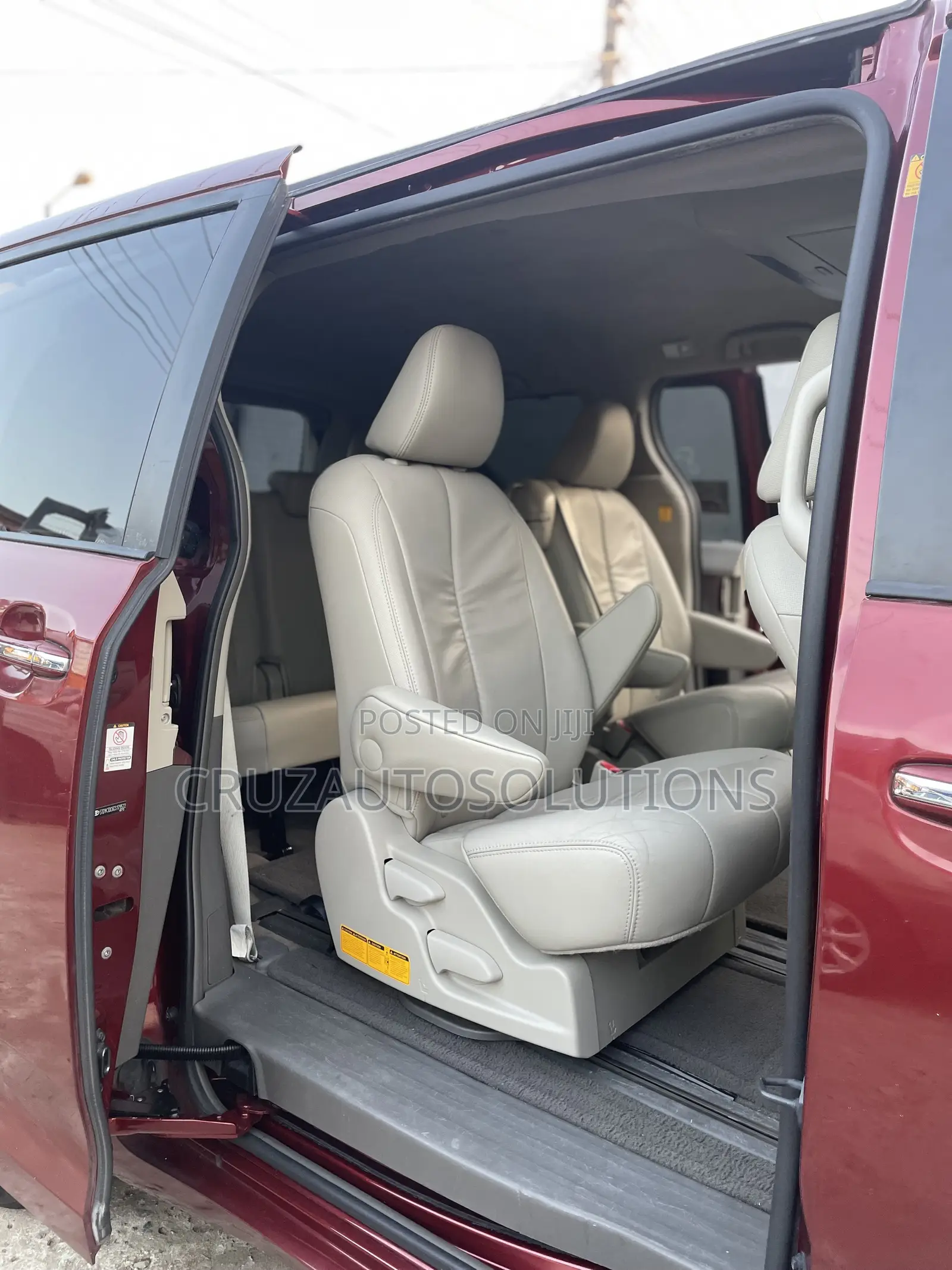 Toyota Sienna 2012