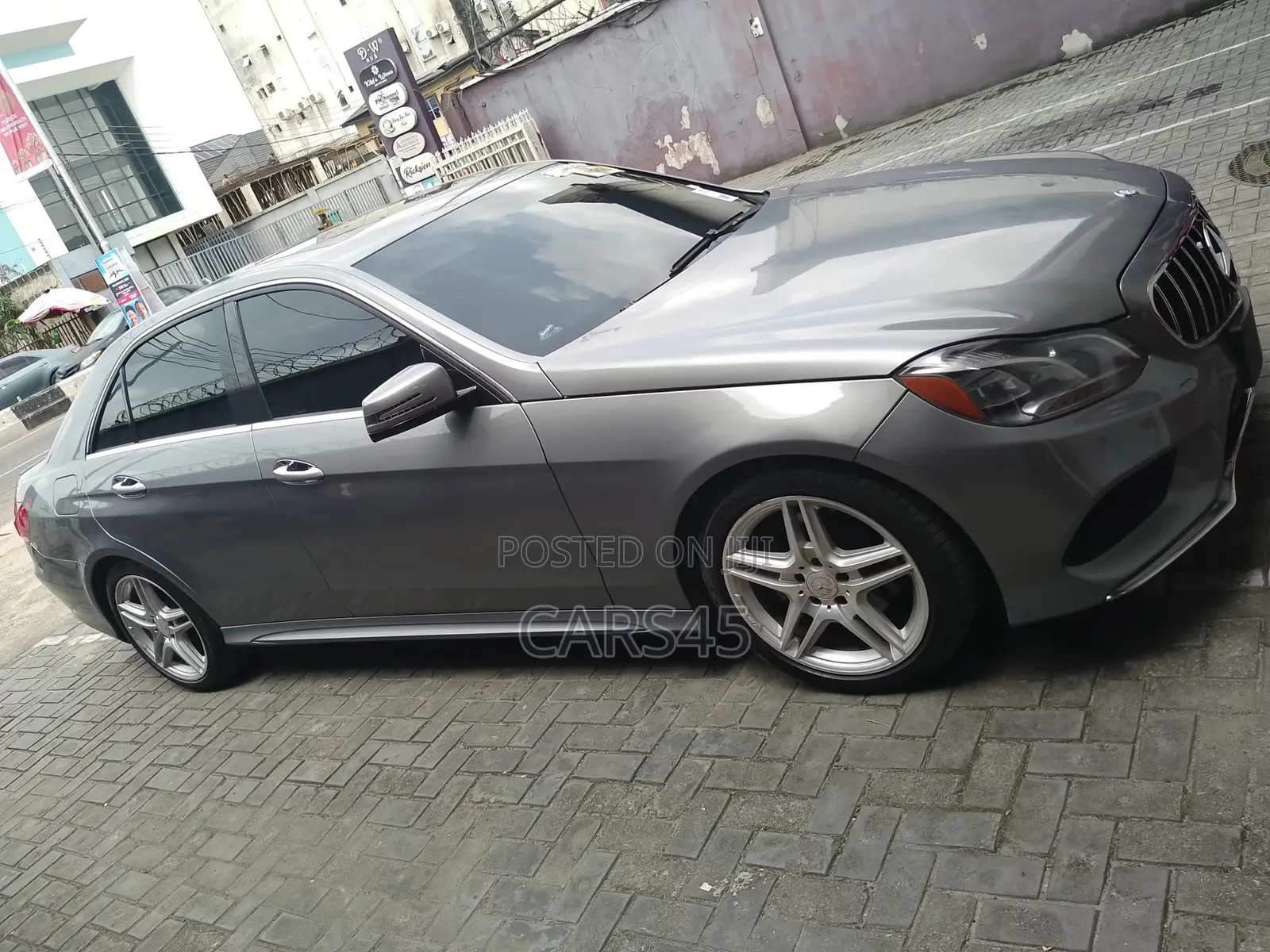 Mercedes-Benz E-Class 2014 Gray