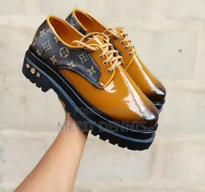 Footwears for Men/Women
