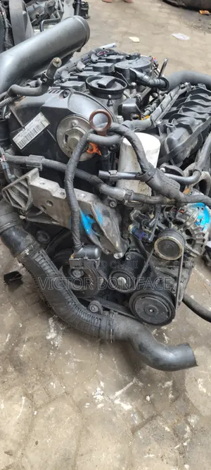 This 2.0 Engine Double Oil Switch and Gearbox Flat Socket