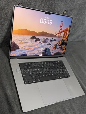 Laptop Apple MacBook Pro 2021 M1 Max 32GB Apple M1 Max SSD 1T