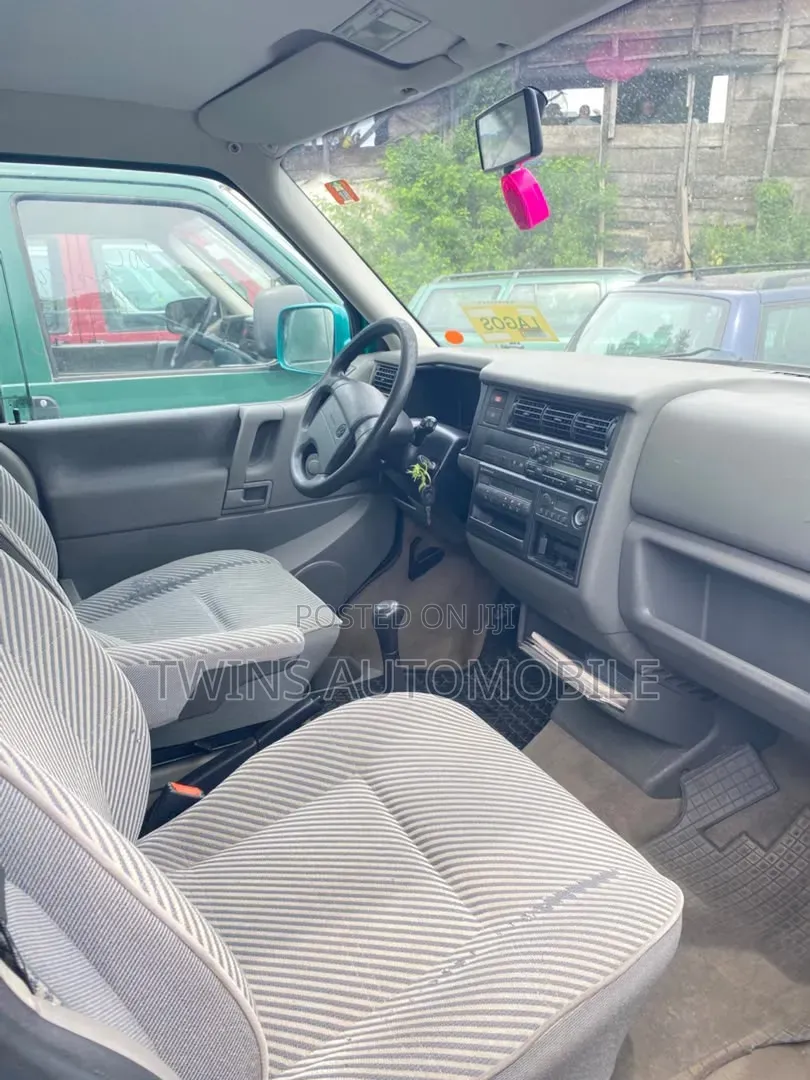 Volkswagen Transporter 2003 Blue