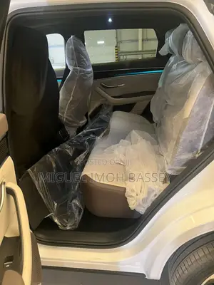 BYD Song Plus 2025 White