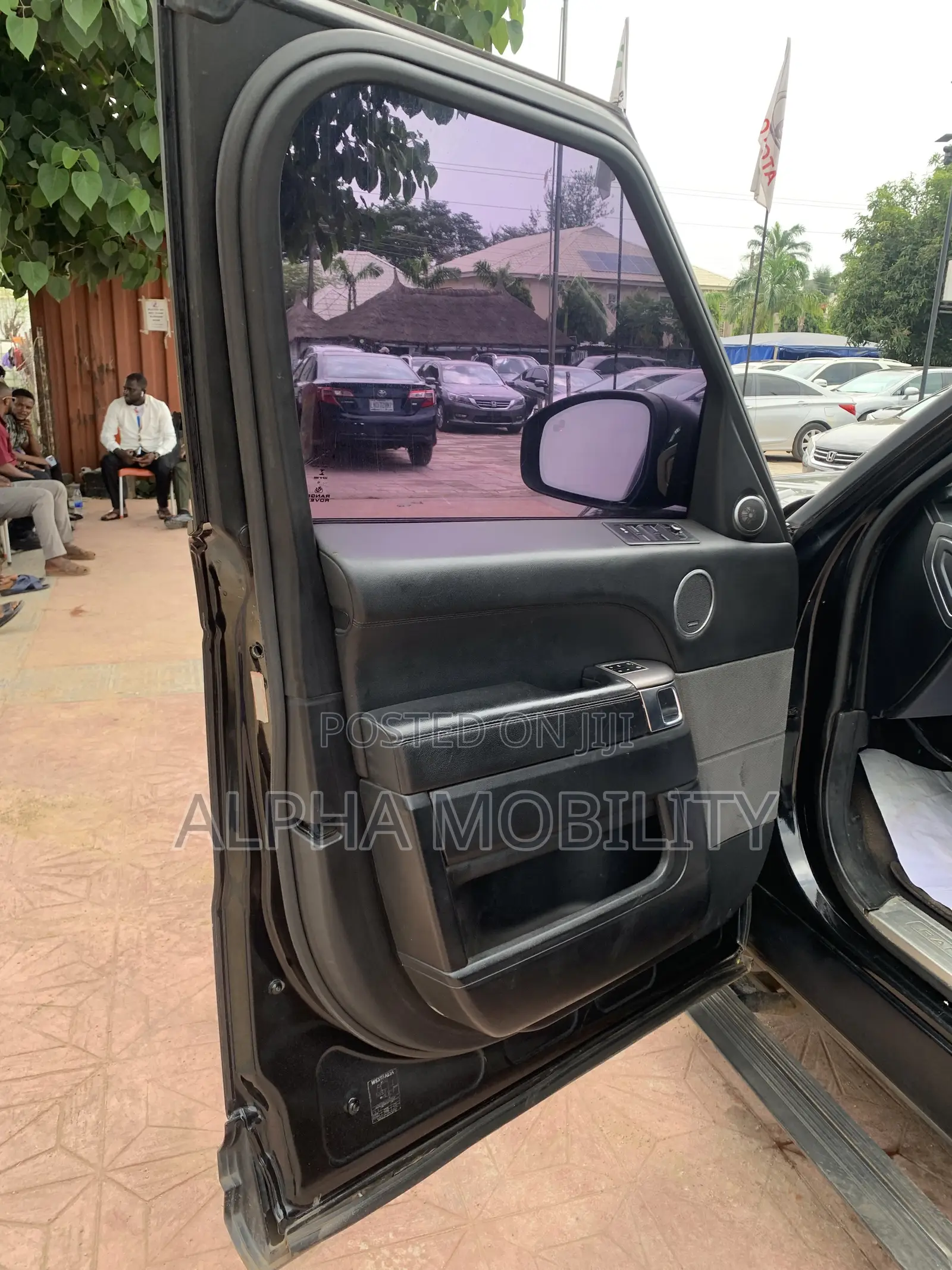 Rover Land 2019 Black