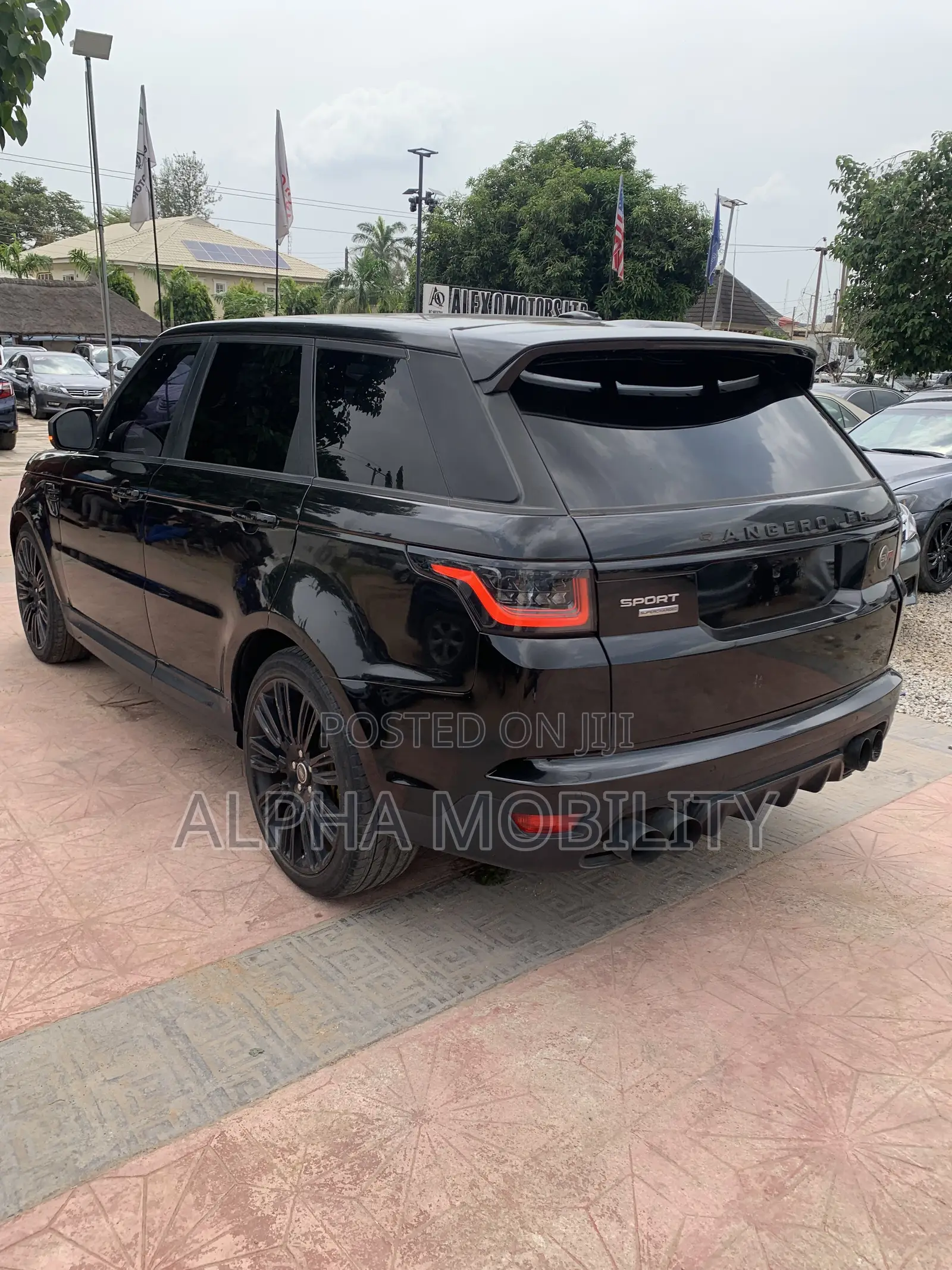 Rover Land 2019 Black