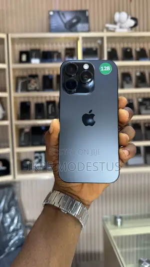 Apple iPhone 16 Pro 128 GB Black
