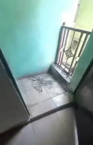 1bdrm Bedsitter in Adekunle for rent