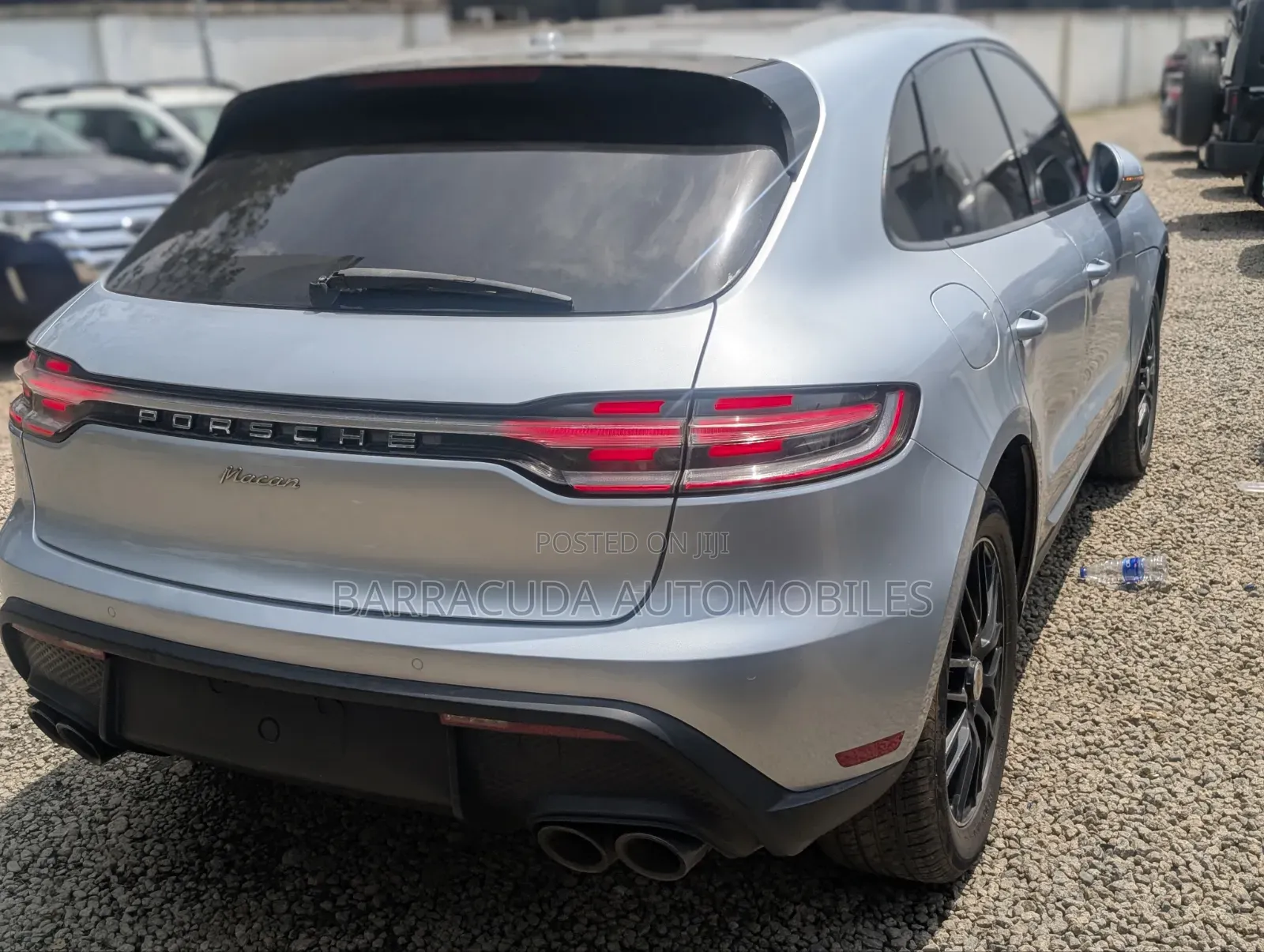 Porsche Macan 2022 Silver