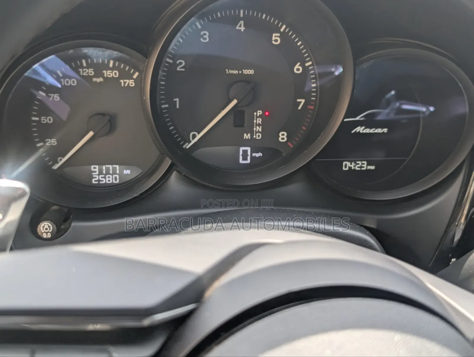 Porsche Macan 2022 Silver