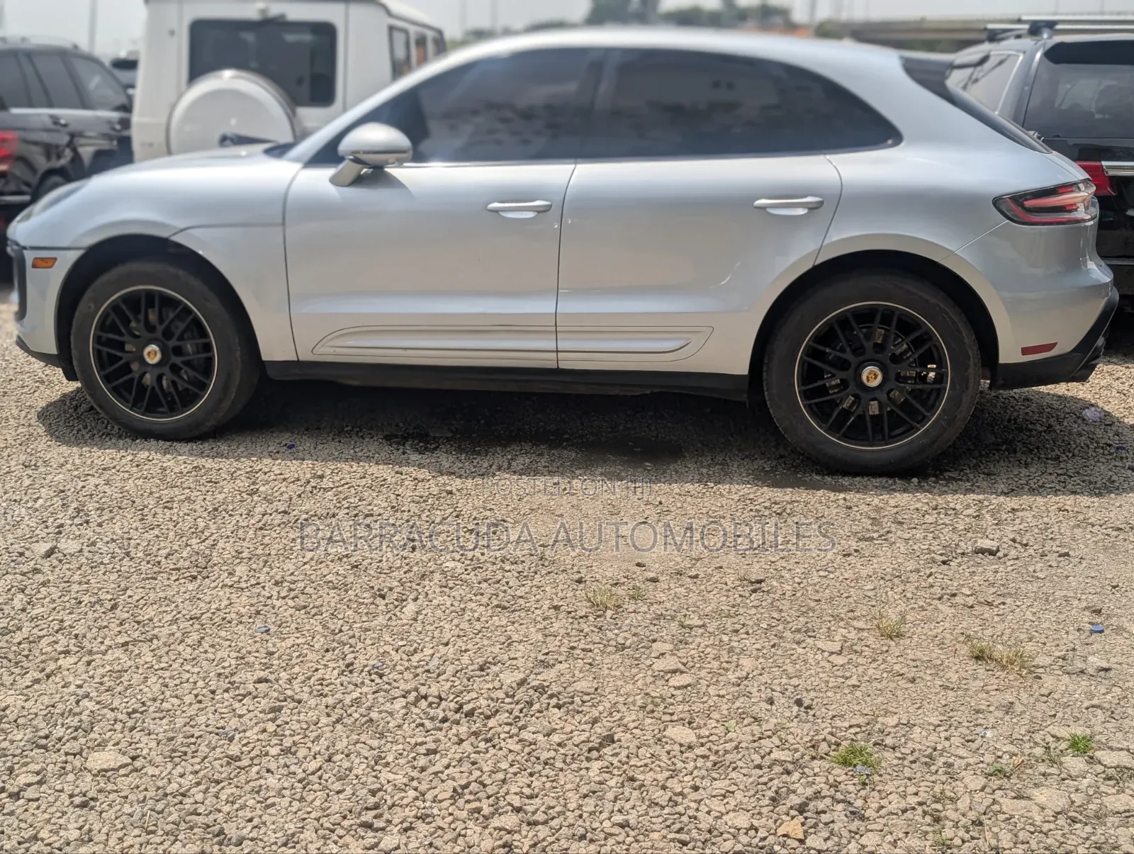 Porsche Macan 2022 Silver