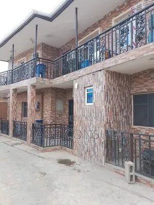 4bdrm Block of Flats in Baruwa for rent