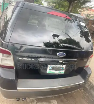 Ford Taurus SEL 2008 Black