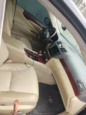 Lexus LS 460 2011 Black