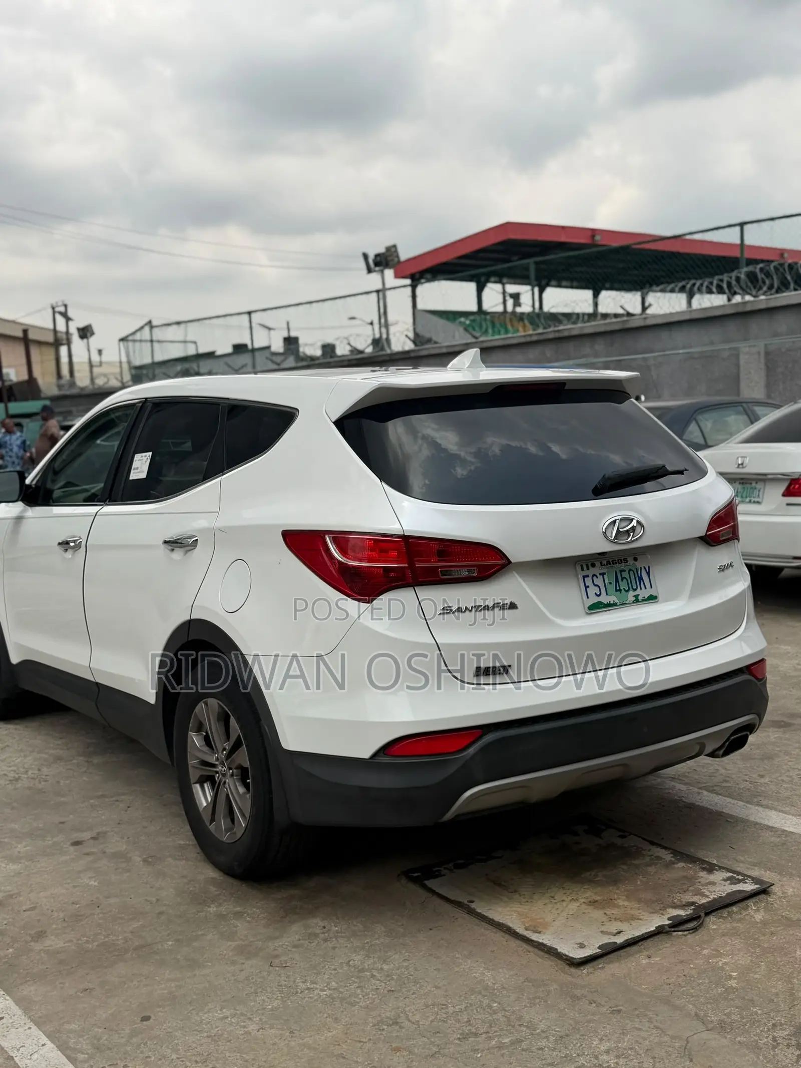 Hyundai Santa Fe 2013 White