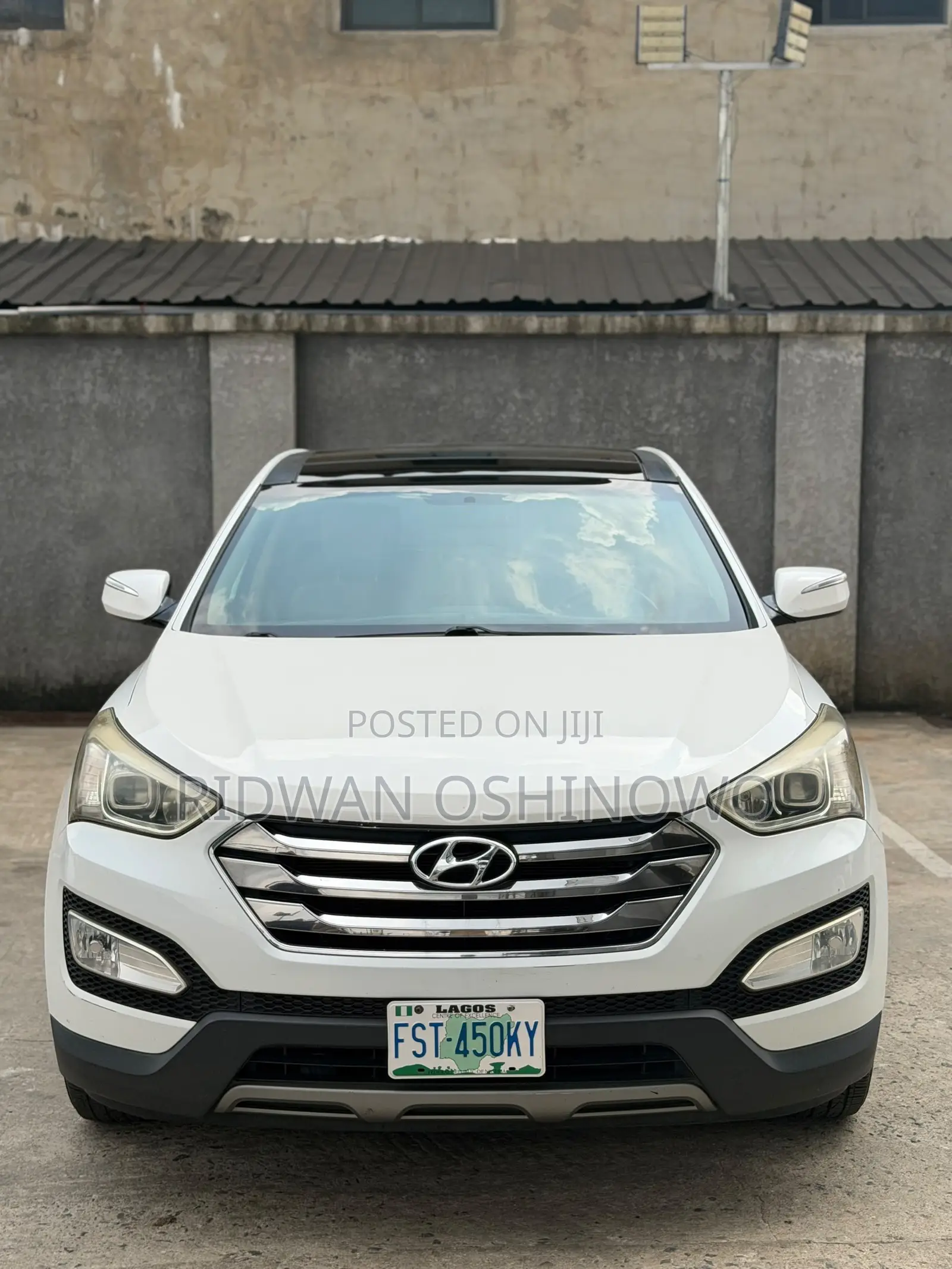 Hyundai Santa Fe 2013 White