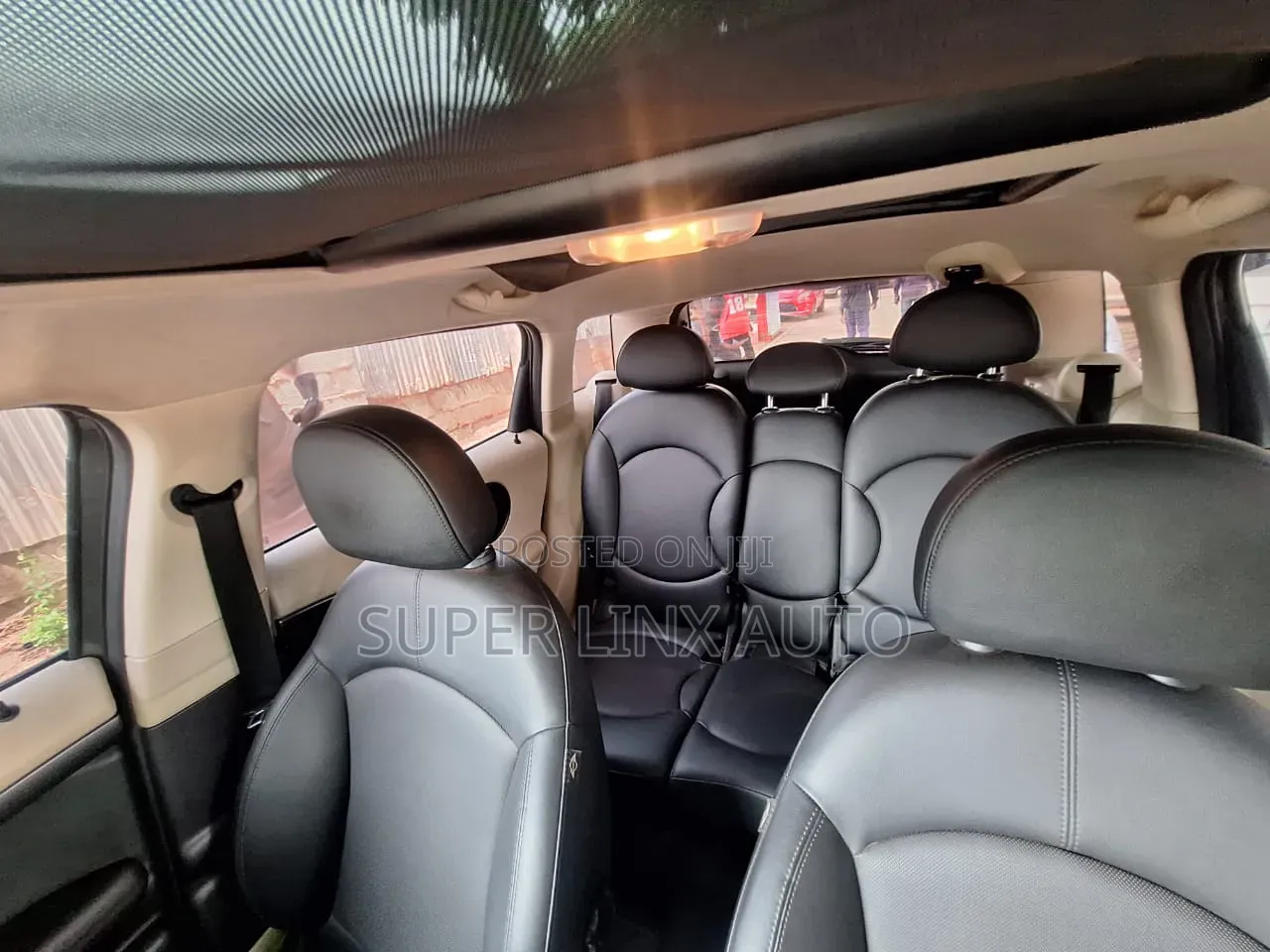 Mini Cooper 2013 Brown