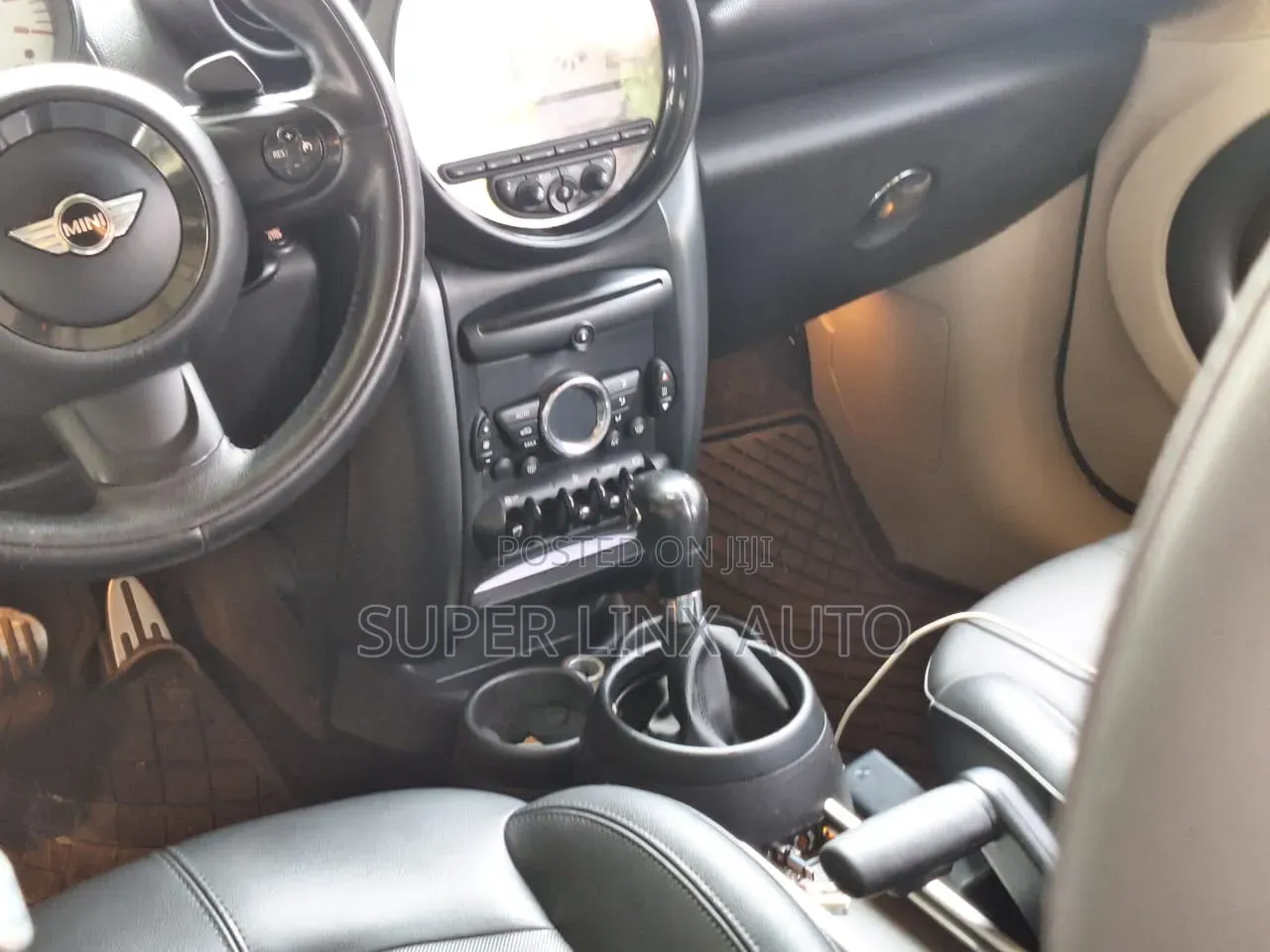Mini Cooper 2013 Brown