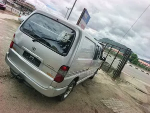 Toyota HiAce 2011 Silver