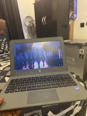 Laptop HP Stream 11 Pro G4 EE 4GB Intel Celeron HDD 128GB