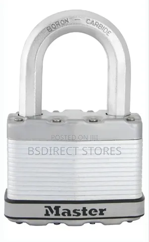 Master Lock Heavy Duty Laminated Steel 64mm Padlock 38mm Shackle