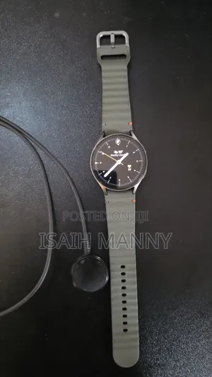 Used Galaxy Watch  7 44mm Army Green
